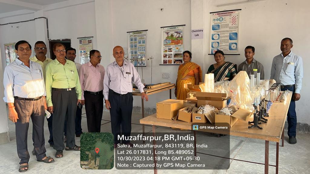 Faculty in chemistry laboratory